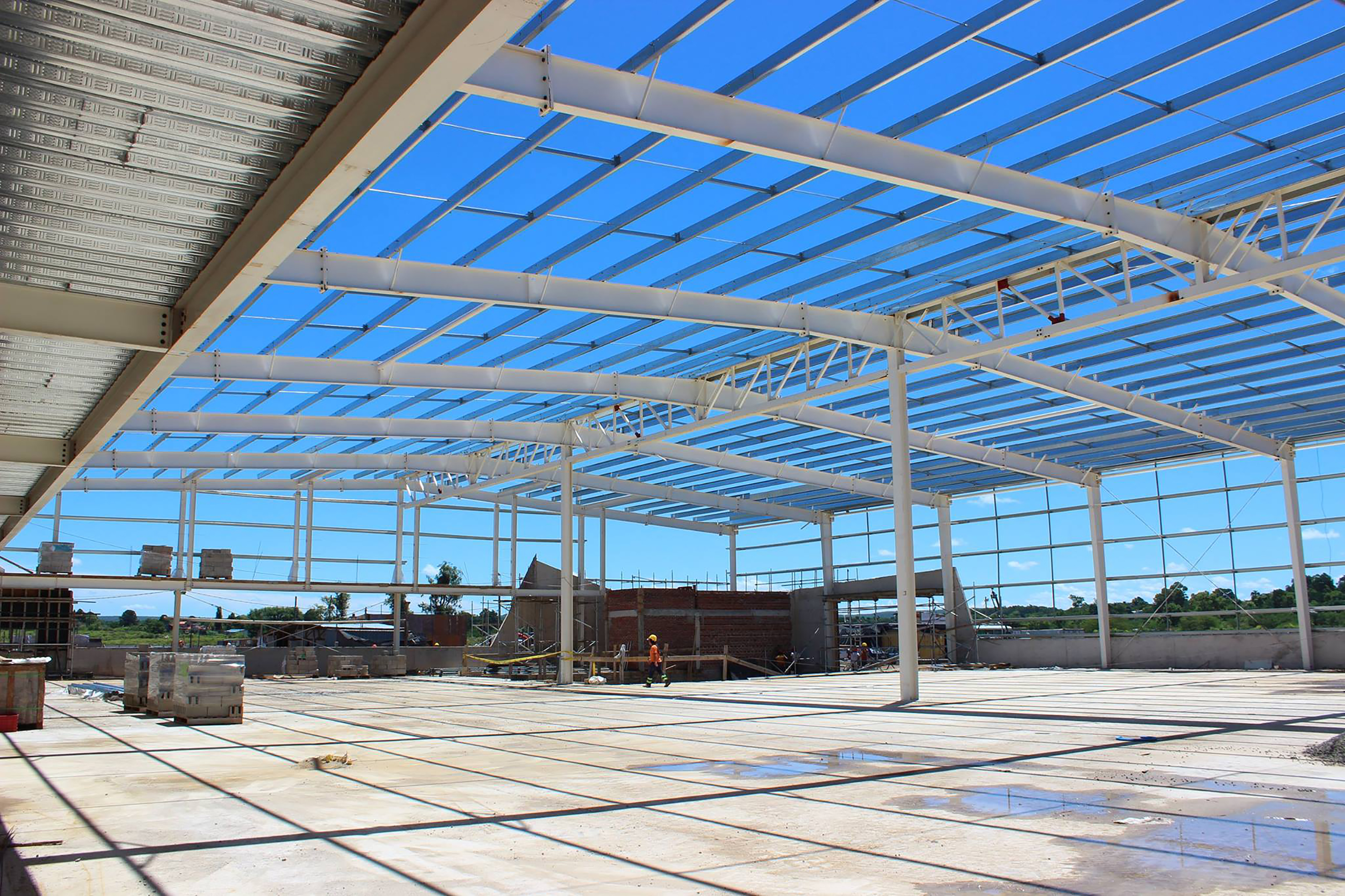 Imágen de la estructura del shopping Melancia en Rivera